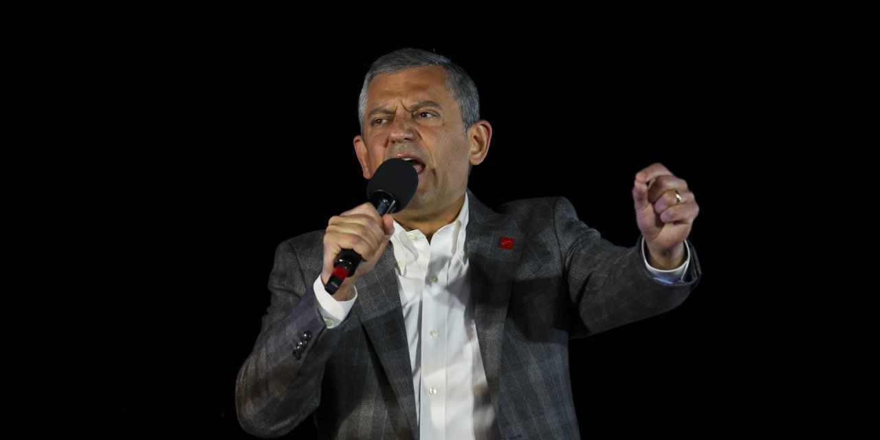 Özgür Özel'den Mehmet Şimşek'e: Darbeci olduğunu bütün dünyaya anlatacağız