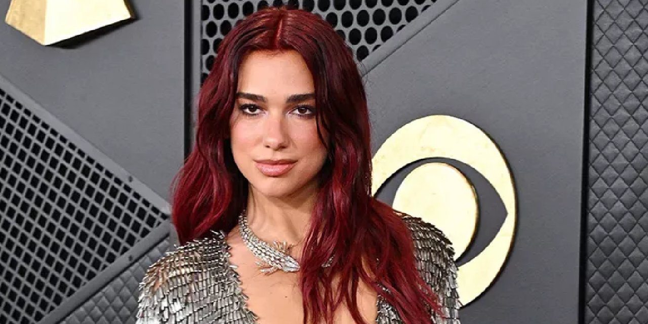 Kutlamalar için taraftarın istediği Dua Lipa, Galatasaray'dan servet istedi