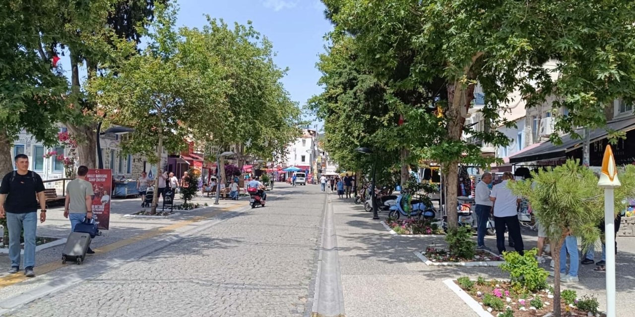 İzmir'de deprem meydana geldi