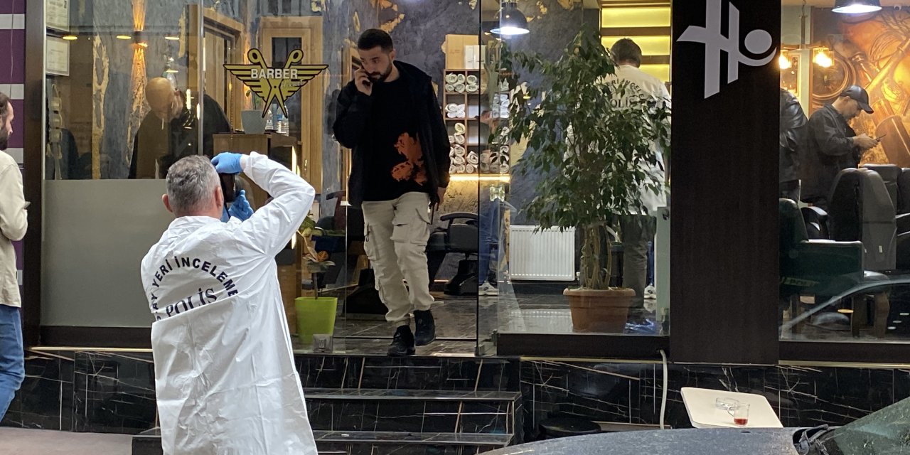 Tıraş olan kardeşini ensesinden vurdu