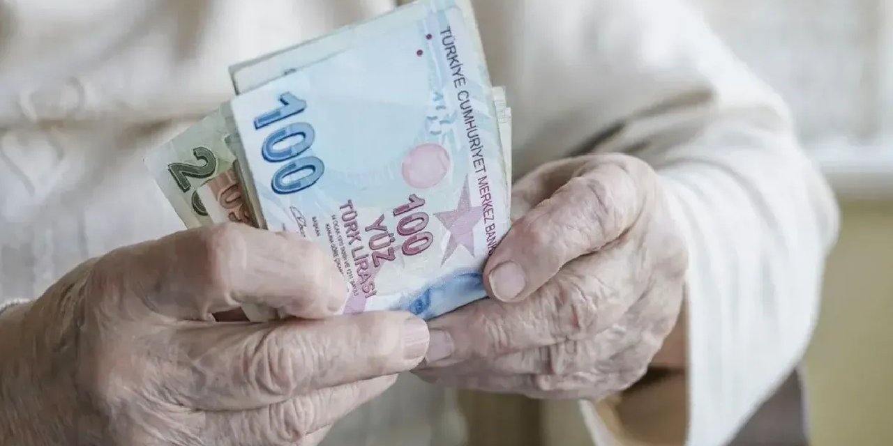 Emekli bayram ikramiyelerinin ödeneceği tarih belli oldu