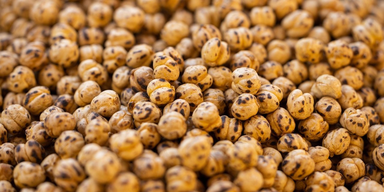 Ağızda Dağılan Lezzet: Leblebi Kurabiyesi Tarifiyle Bayram Sofraları Şenlenecek!