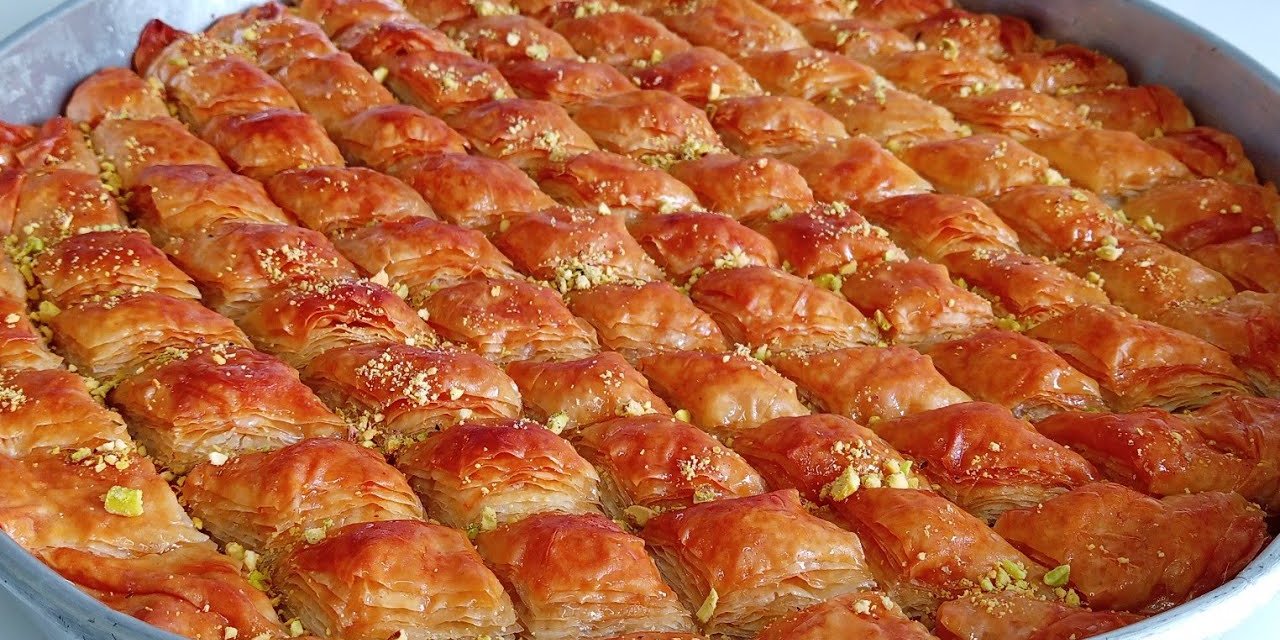 Pratik baklava tarifi! Evde kendiniz hazır yufkayla böyle yapabilirsiniz