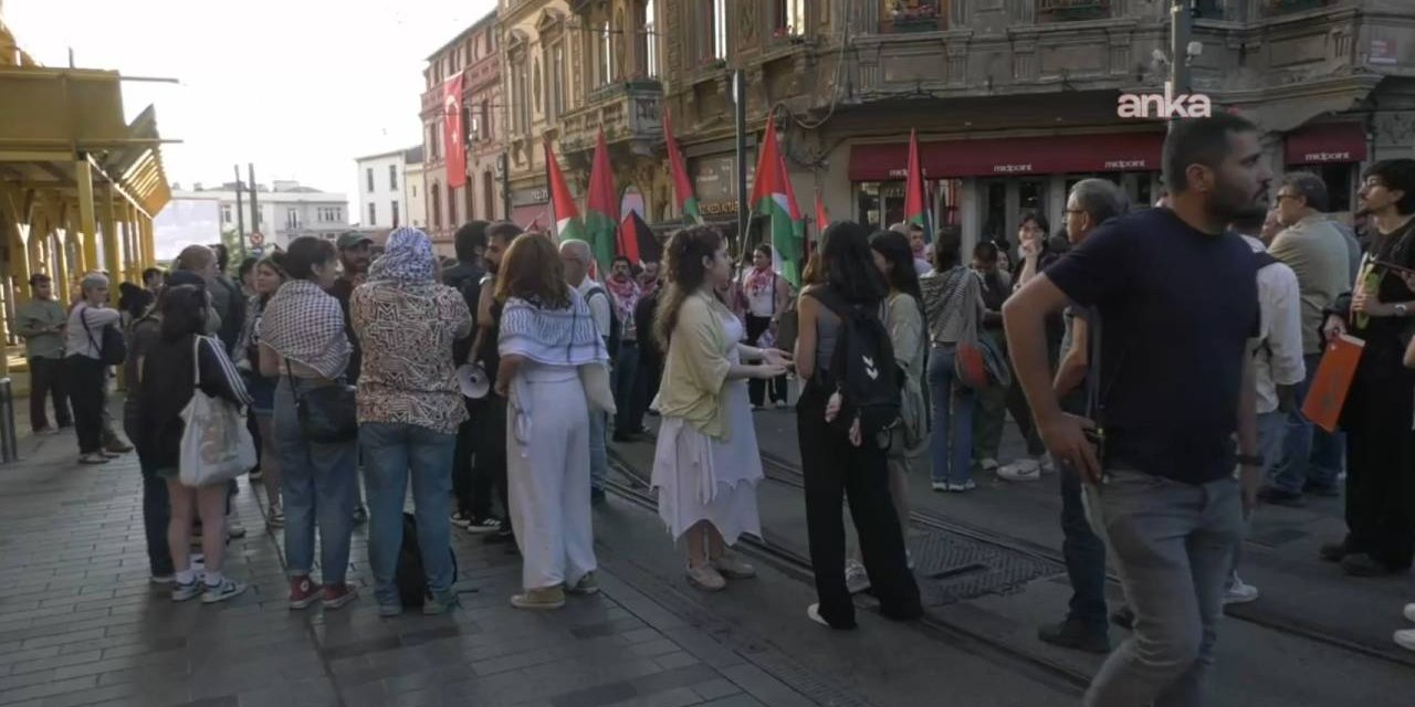 Madleen'e operasyon protesto edildi: 'İsrail’e tam ambargo ilan edin'