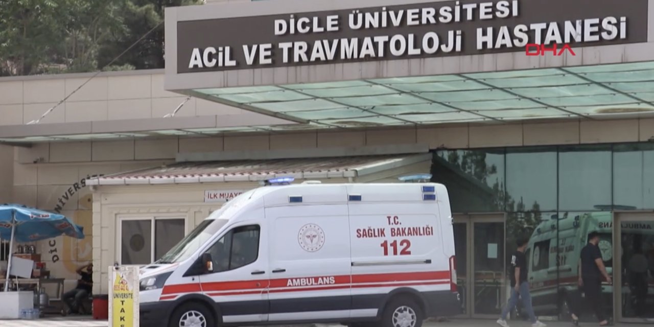 Diyarbakır'da tartıştığı kuzenini tabancayla öldürüp, oğlunu da ağır yaraladı