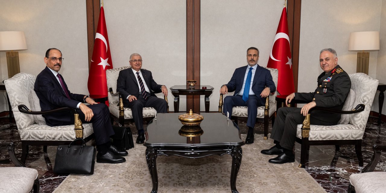 İsrail'in İran'a saldırısı: Dışişleri, Milli Savunma bakanları ile MİT ve Genelkurmay başkanları toplantı