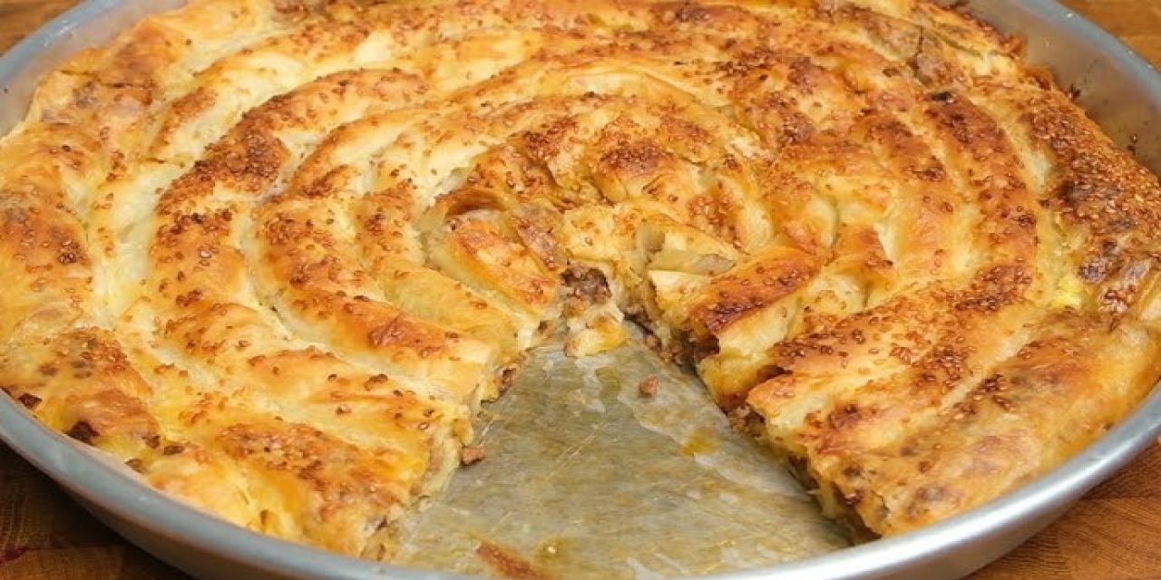 Hazır Yufkadan Çıtır Sodalı Peynirli Börek: Lezzeti Hayran Bırakan Tarif!