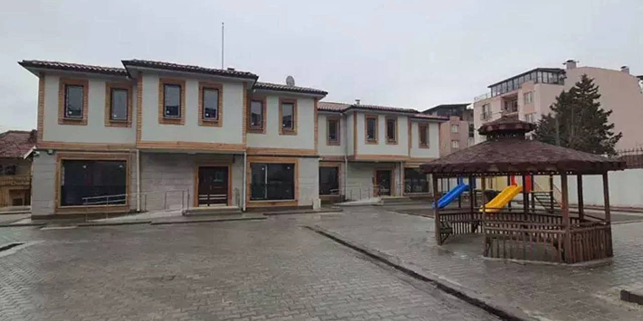 Aile Bakanlığı'nın koruması altındaki 5 çocuk intihara teşebbüs etti