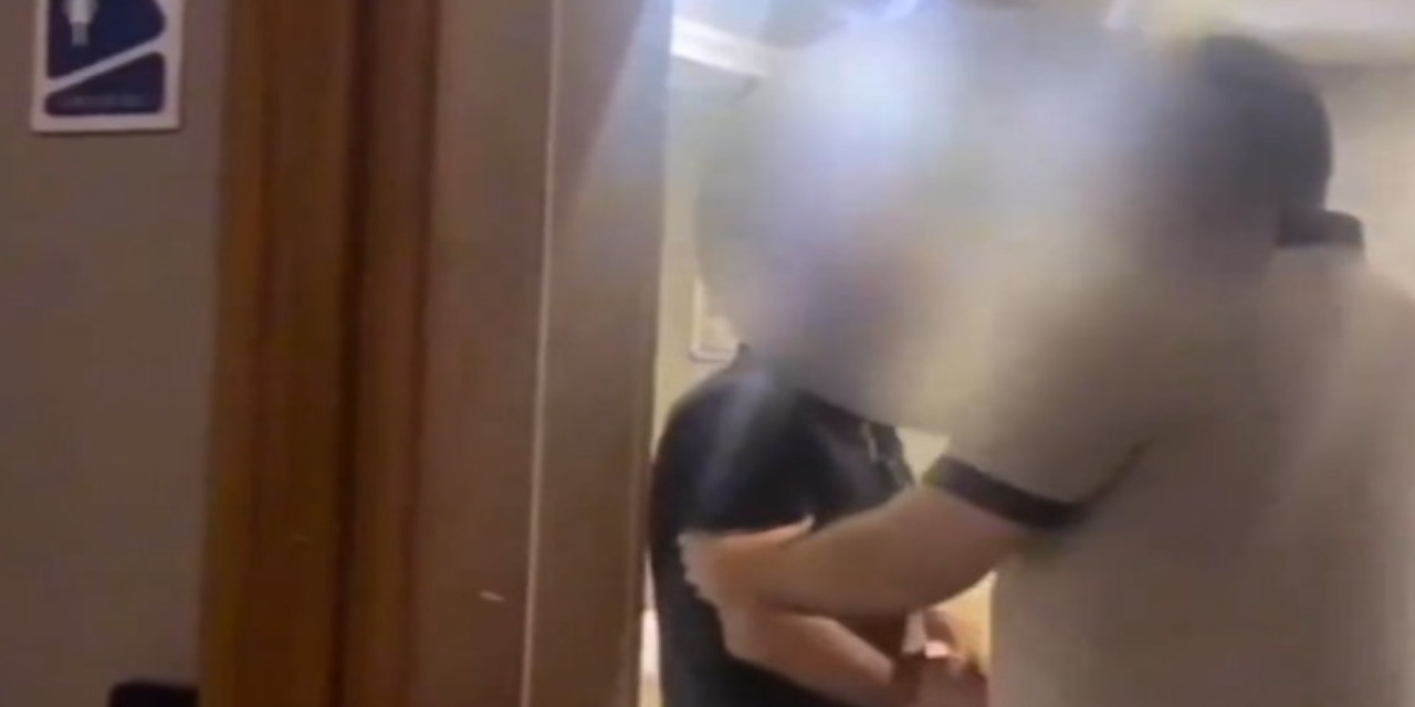 AVM tuvaletinde kadınlara tuzak: Cep telefonuyla görüntülerini çekti