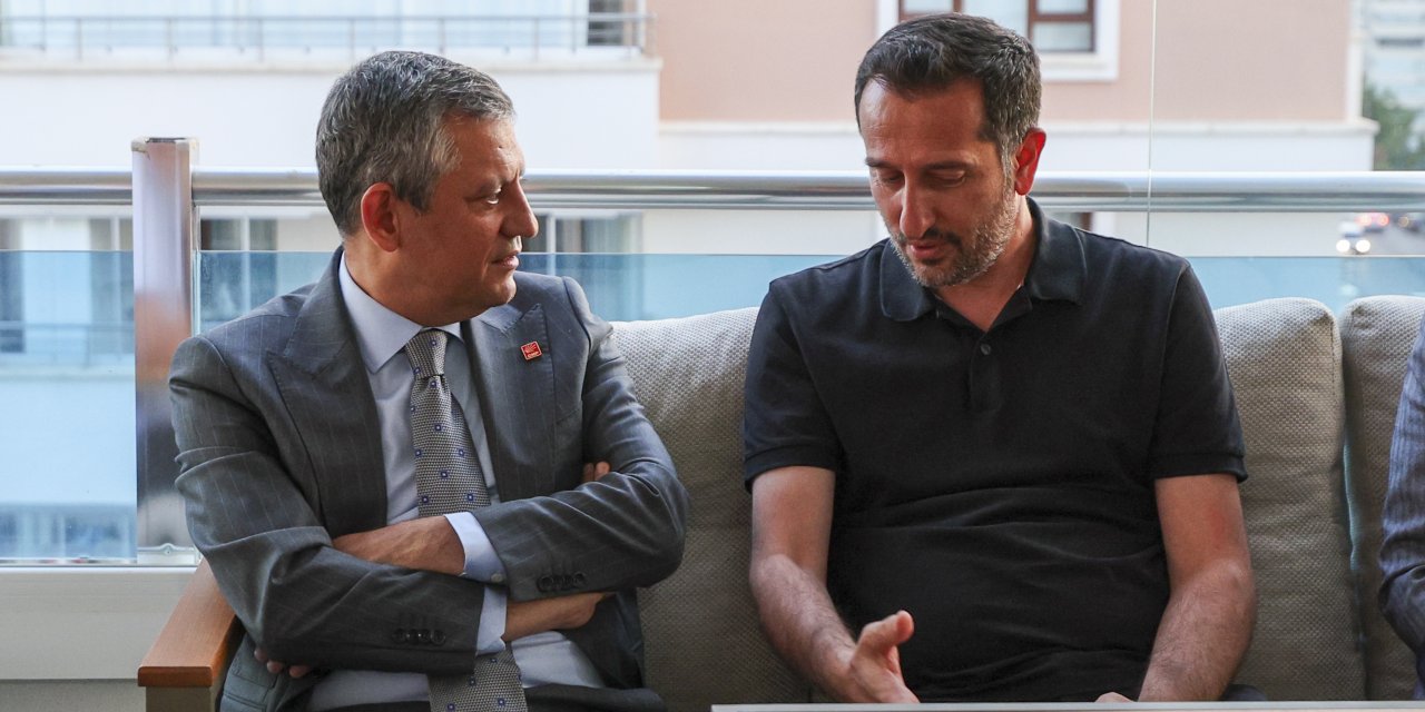 Özgür Özel'den Ali Haydar Hakverdi'ye taziye ziyareti