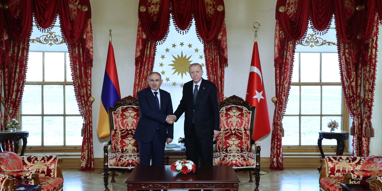 Cumhurbaşkanı Erdoğan, Ermenistan Başbakanı Nikol Paşinyan ile görüştü