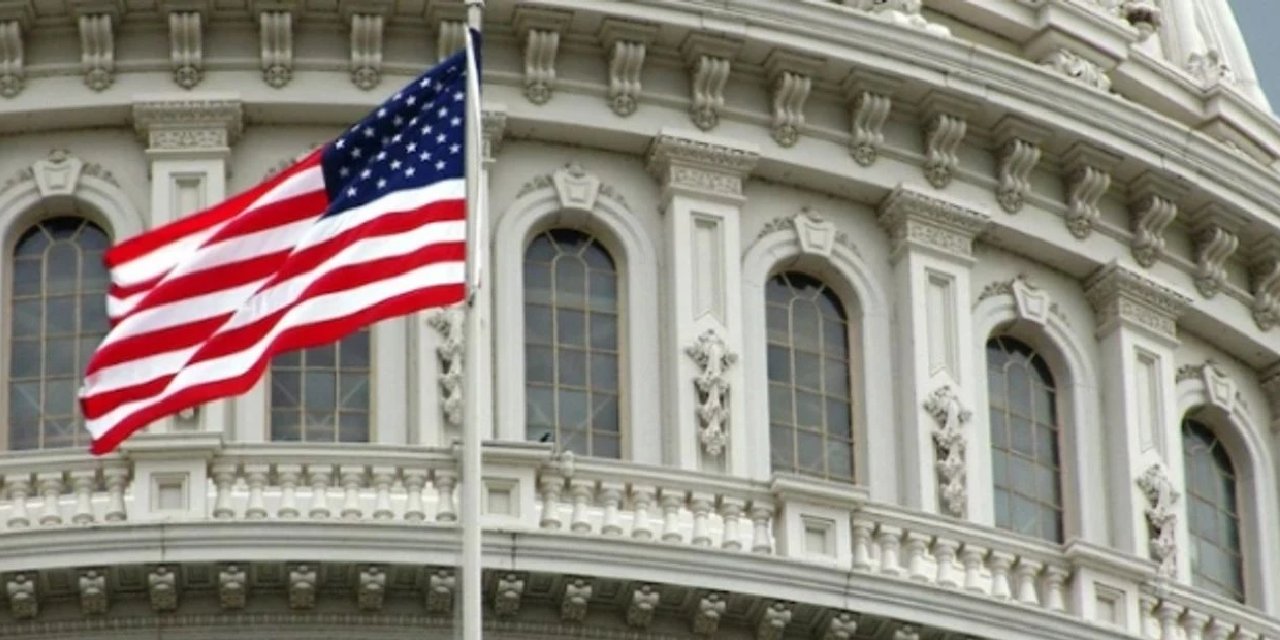 İran'daki ABD vatandaşları kimsesiz kaldı: 'Uzun süre bulunduğunuz yerde kalmaya hazır olun'