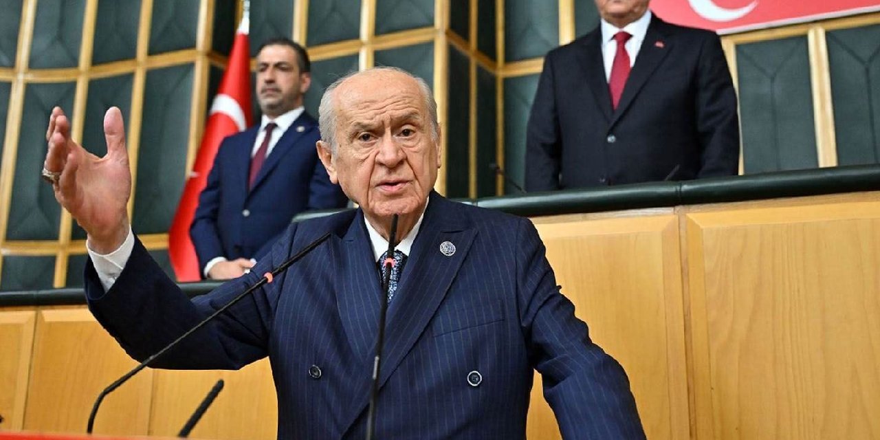 Bahçeli'den 'meşruiyet' açıklaması: 'Demokrasiye başkaldırı teşebbüsü'