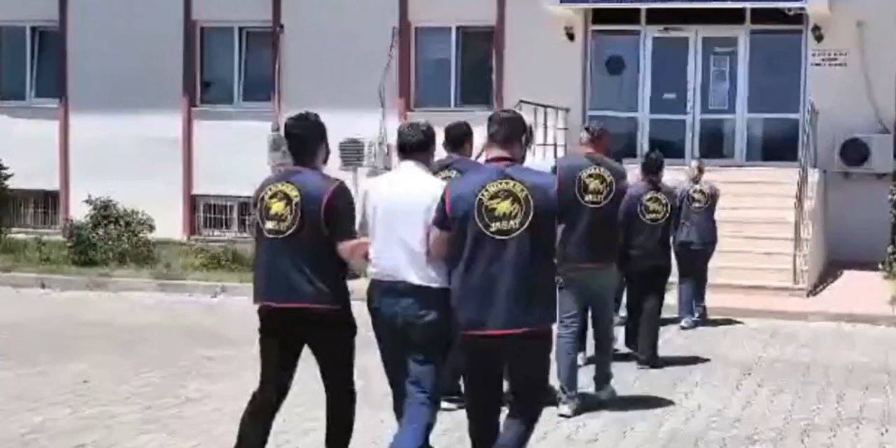 Çanta içinde ölü bulunan bebeğin katilleri 20 yıl sonra yakalandı