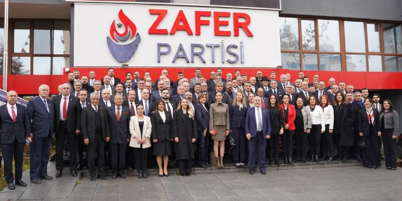 Zafer Partisi'nde istifa: 'Maalesef söylemekle Atatürkçü olunamıyor, eylemle olunuyor'