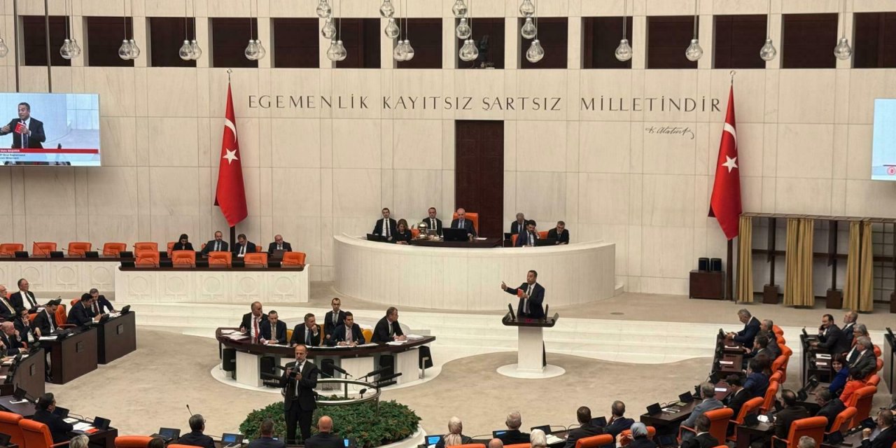 CHP'li Özel ve Özkan'ın dokunulmazlık dosyaları komisyona gönderildi