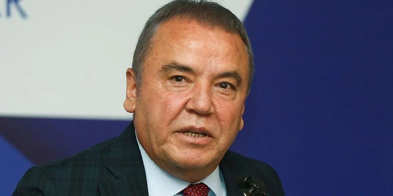 Tutuklanan Muhittin Böcek görevden uzaklaştırıldı