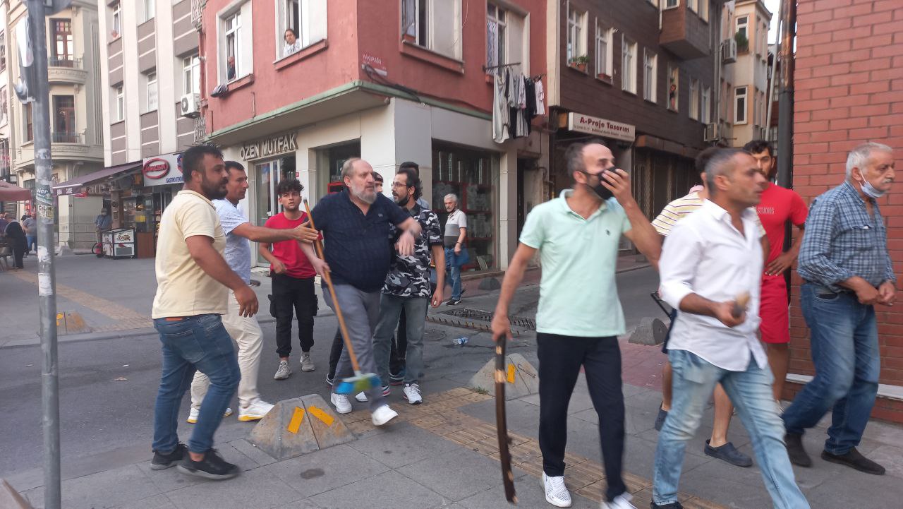 İstanbul'daki Konya protestosuna katılanlara ve gazetecilere saldırı