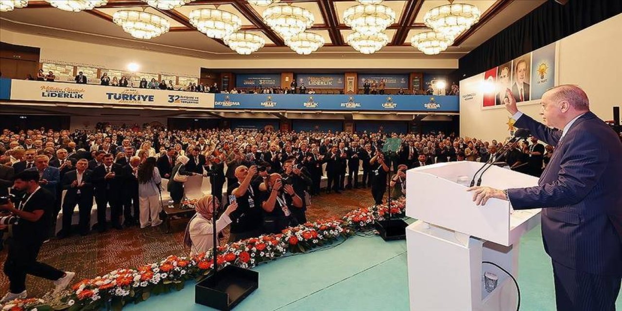 Sedat Bozkurt AKP kampının perde arkasını yazdı: “Trol dönemi" sona erdi
