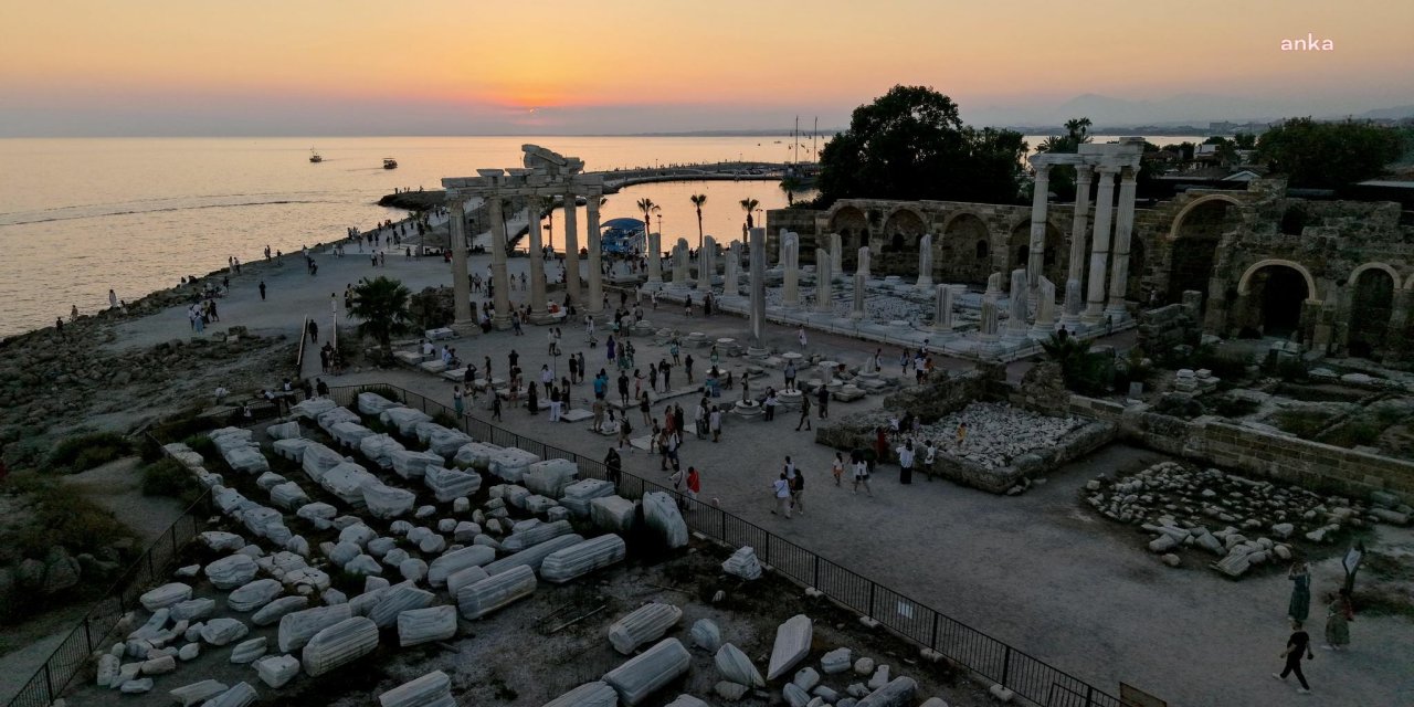 Antalya'ya gelen yabancı turist sayısında temmuz rekoru kırıldı