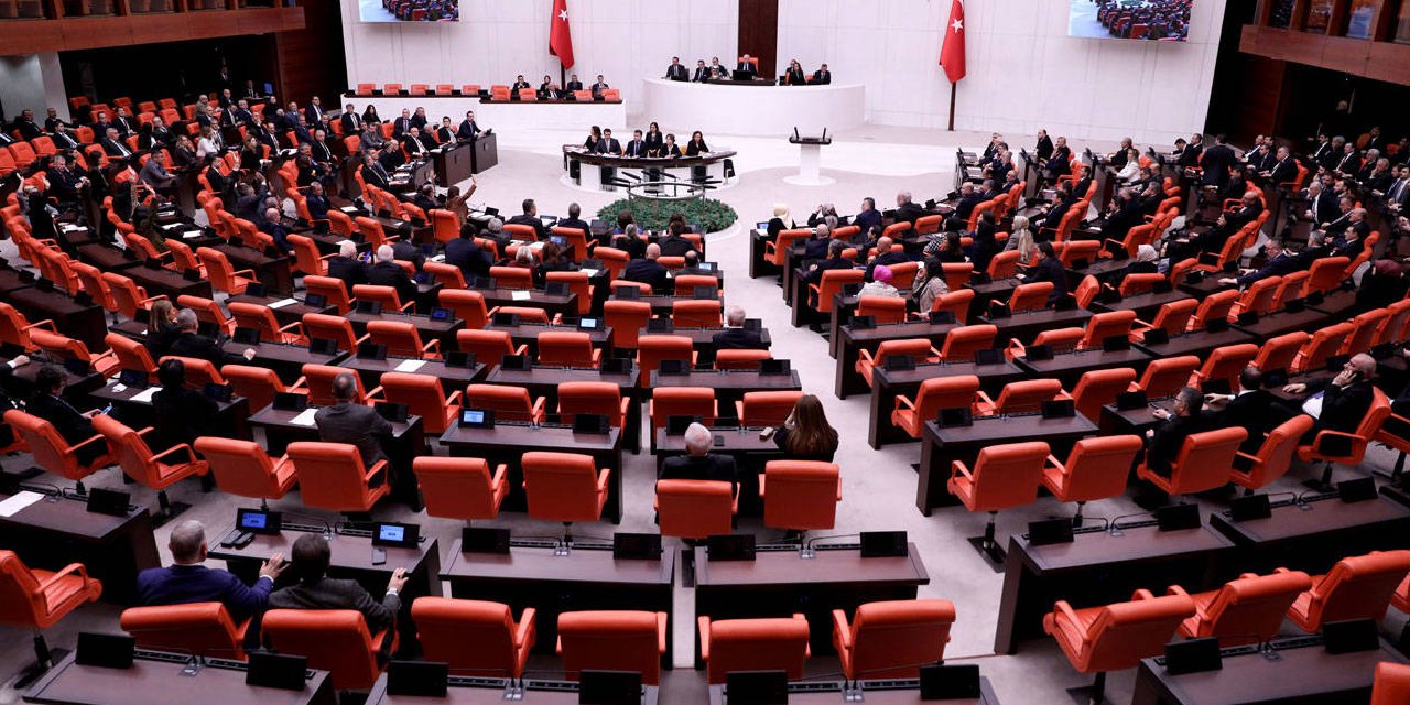 DEM Parti'nin komisyon üyeleri belli oldu