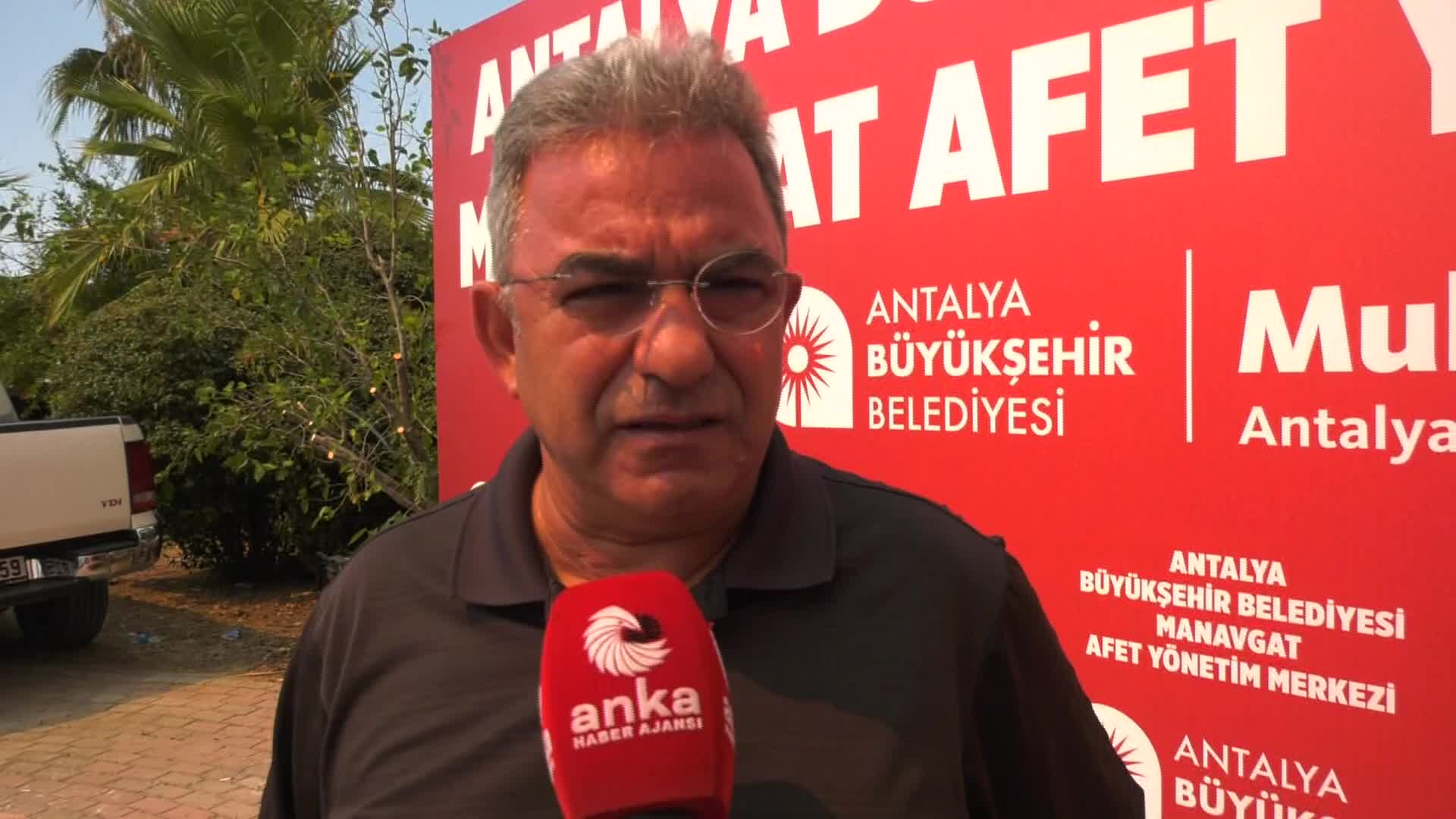 CHP’li Budak'tan yangında vatandaşa çay atan Erdoğan'a: Dalga mı geçiyorsun?"