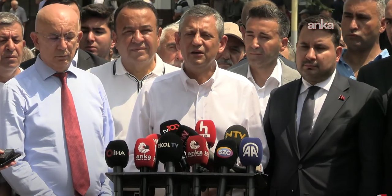 Özgür Özel: 'Cumhuriyet'in kolonuna çivi çakacağım diyene müsaade etmeyiz'
