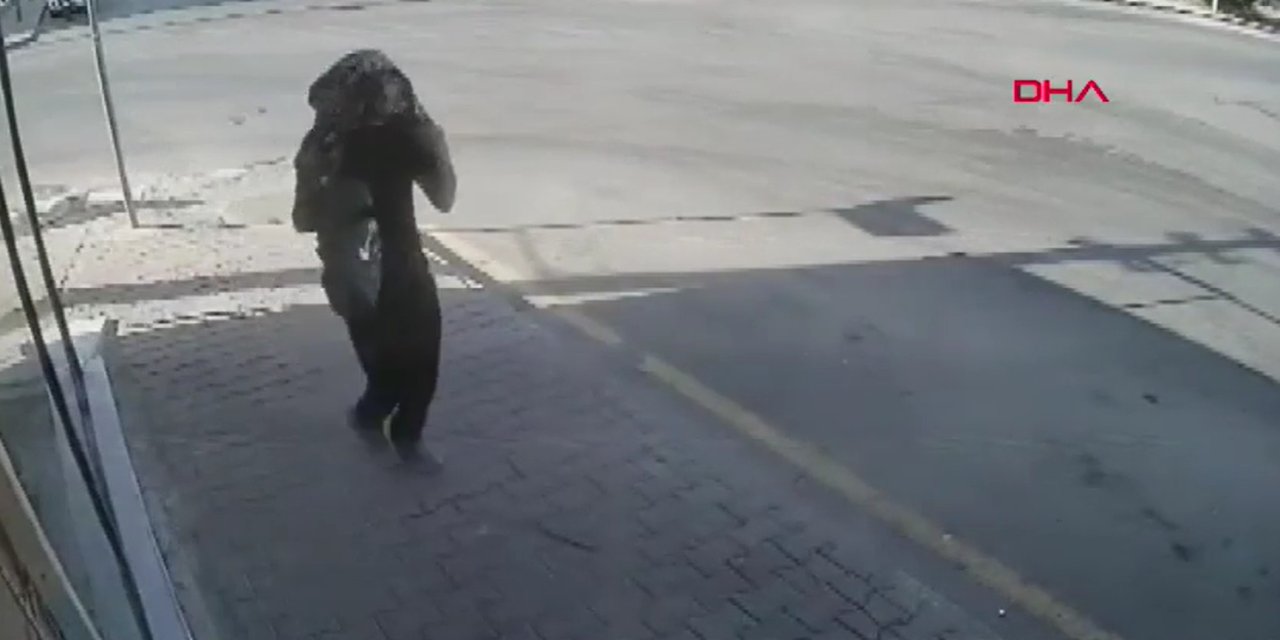 Antalya'da trans cinayeti: Katil tanınmamak için başını kapatmış