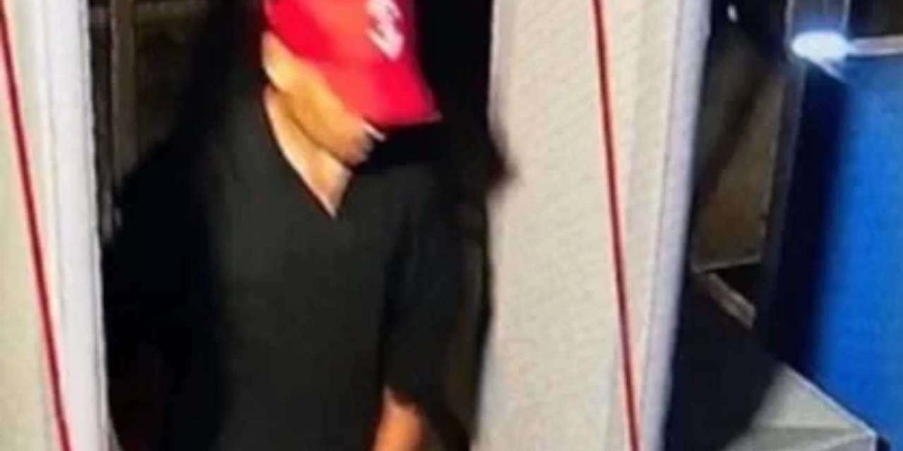 Ayasofya Camii'nde kundaklama girişimi: Şüpheli şahıs tutuklandı