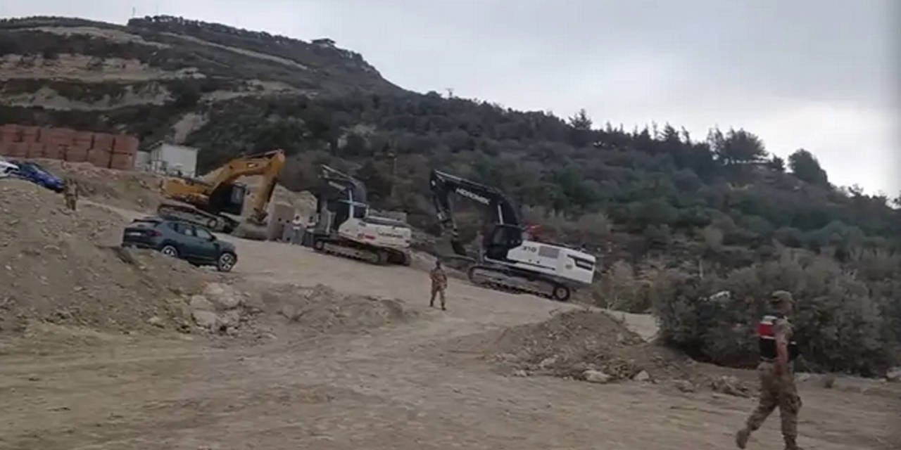 Mahkeme kararına rağmen iş makineleri arazilere girdi: Deprem sürecini fırsata çeviriyorlar