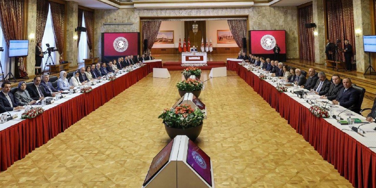 Meclis komisyonunda ikinci toplantı: Oy birliğiyle gizlilik kararı alındı