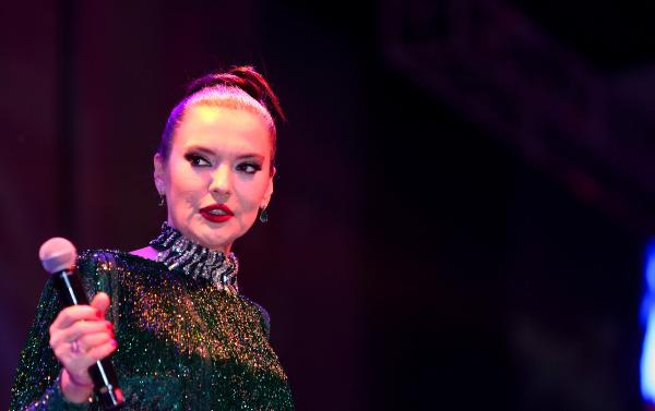 AB Türkiye Delegasyonu'ndan Demet Akalın'a uçak yanıtı