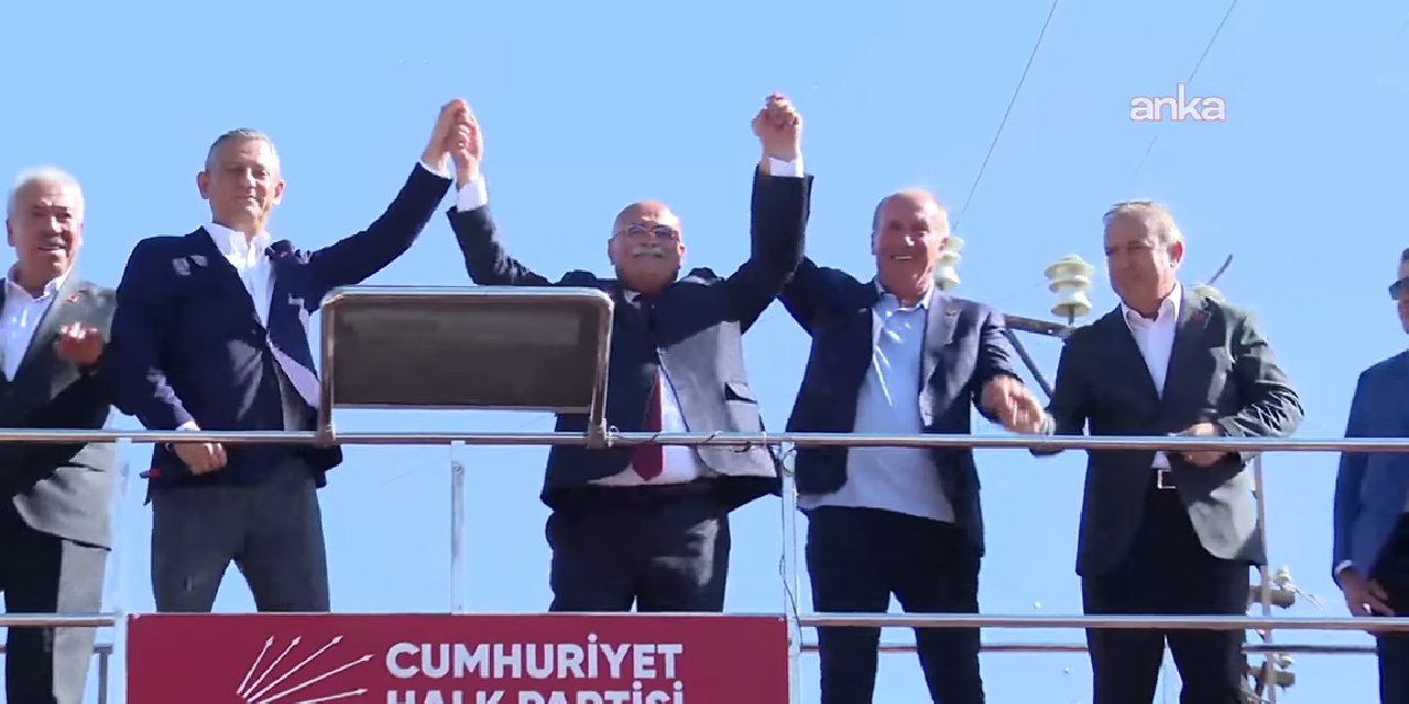 Rozet takma törenine hem Özel hem İnce katıldı: Bir belediye CHP'ye geçti