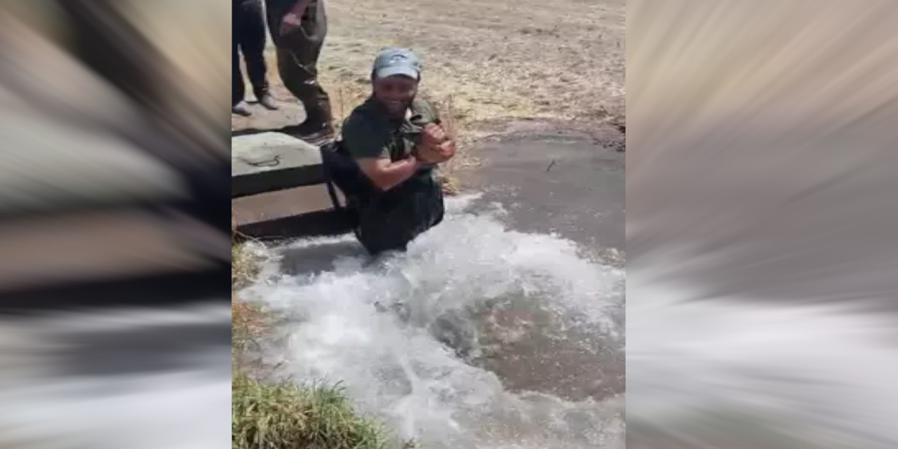 Patnos'ta 'su' kavgası: Köylüler boruyu tahrip etti, yapılmasına karşı çıktı