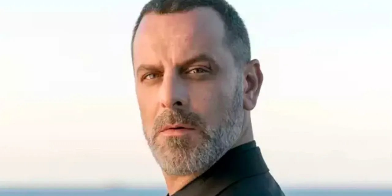 Sanat dünyasında peş peşe ifşalar: Ozan Güven rol aldığı müzikalin kadrosundan “affını talep ederek” ayrıldı