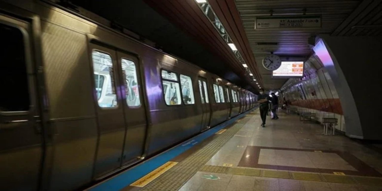 CHP'nin Beyoğlu mitingi öncesi Şişhane metrosu kapatıldı