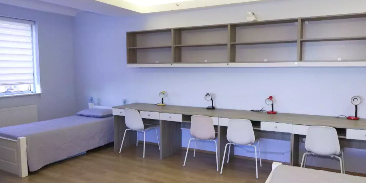 Yurt ücretleri 800 bin liraya dayandı, veliler ne yapacağını şaşırdı