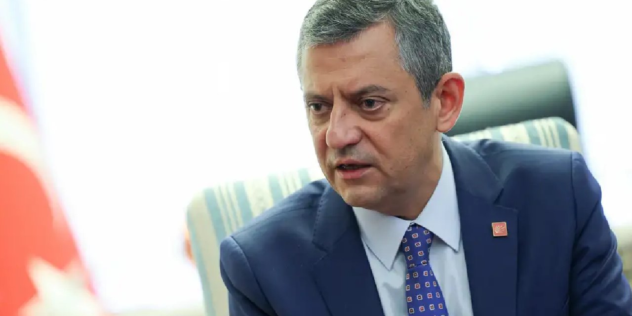 Özgür Özel'den MHP'ye: "Demokrasi yolunda beraber yürürüz"