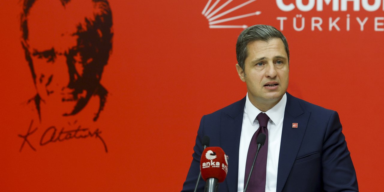 Deniz Yücel: Hukuksuz kararlarınızla CHP'yi ele geçirmeyi aklınızdan geçirmeyin