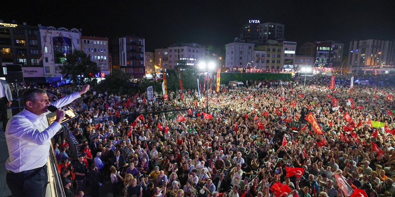 Özgür Özel'den Bakan Tunç'a: Tarihe korkak, guguk kuşu olarak geçeceksin