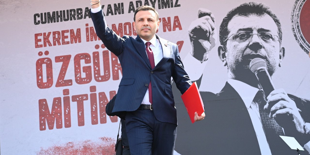 CHP'ye kayyum dünya basınında: "Seçimli otoriterlikten açık diktatörlüğe…"