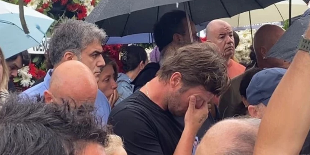 Halit Yukay'ın cenazesinde yakın arkadaşı Kıvanç Tatlıtuğ gözyaşlarını tutamadı