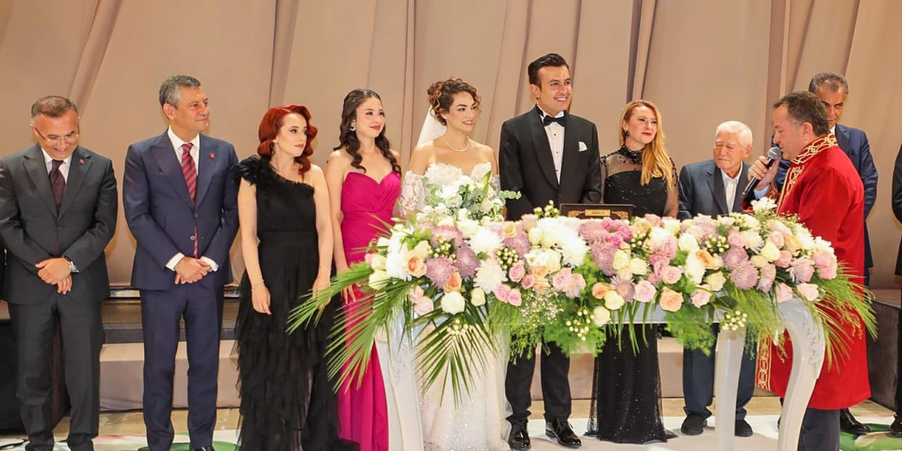 Özgür Özel, Gaziantep'te nikah törenine katıldı