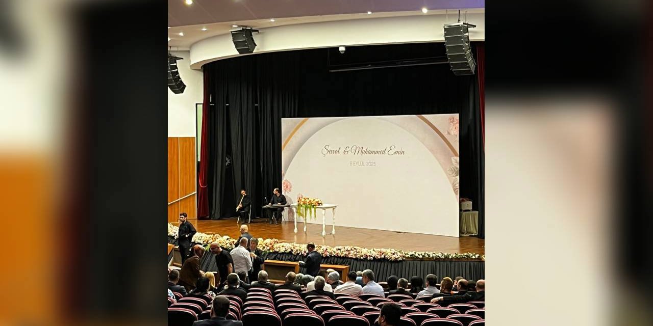 Yıldız Teknik Üniversitesi'nde AKP'li başkanın oğluna düğün yapıldı