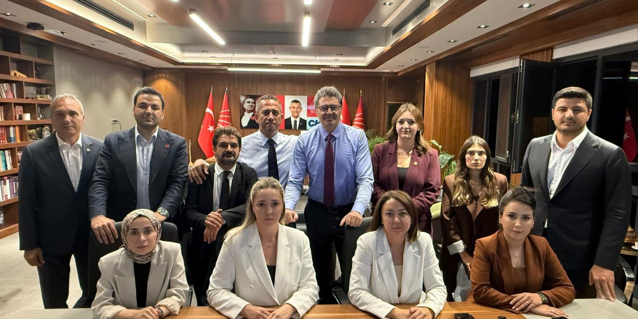 CHP'li Başarır: Genel Başkanımızın Çalışma Ofisinde nöbetimiz devam ediyor