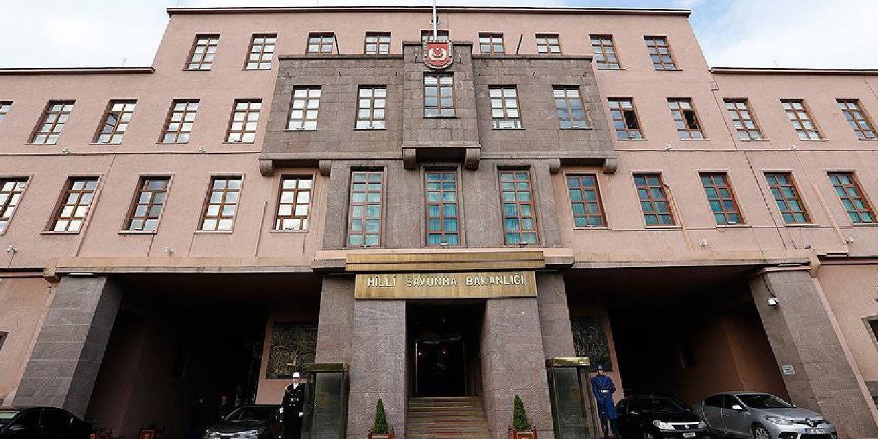 Bakanlık Adli Tıp raporunu açıkladı: İskenderun'daki iki asker uzun süreli güneş altında kaldığı için ölmüş!