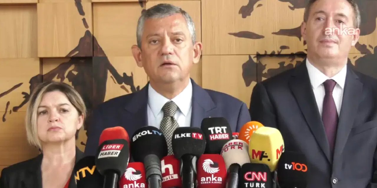 DEM Parti'den CHP'ye ziyaret... Özel: ‘Demokrasinin olmadığı yerde hayatı durdururuz’