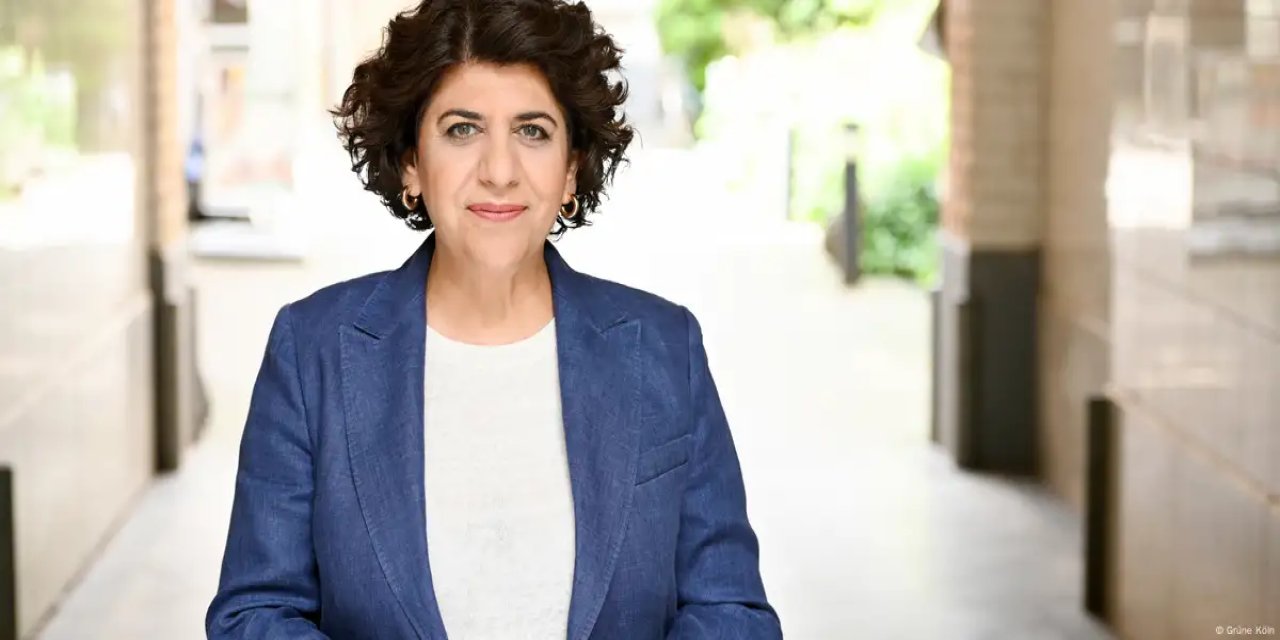 Köln'e Türkiye kökenli başkan adayı: Berivan Aymaz