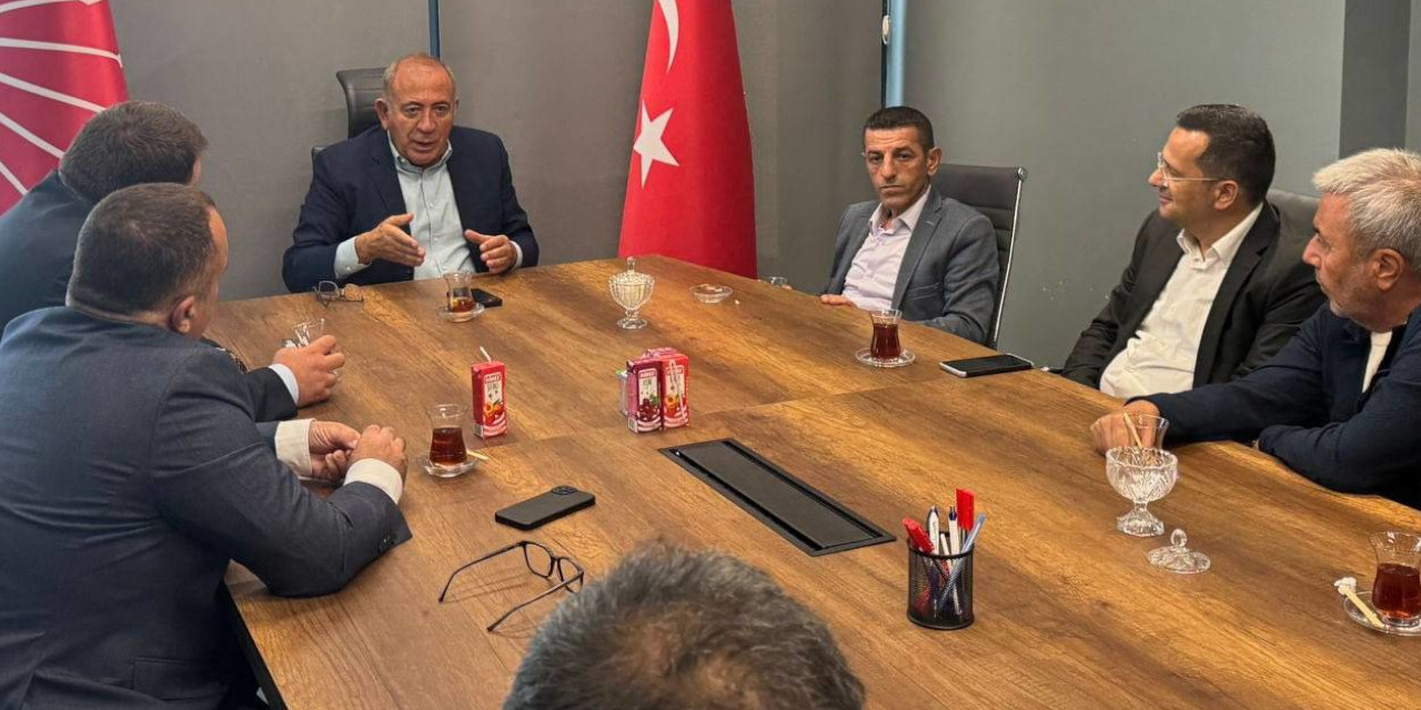 CHP'den Gürsel Tekin'in yanındaki isim için ihraç kararı