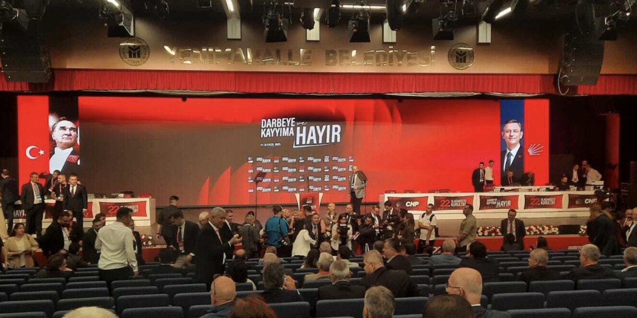 CHP'de Parti Meclisi ve Yüksek Disiplin Kurulu'na iki yeni üye